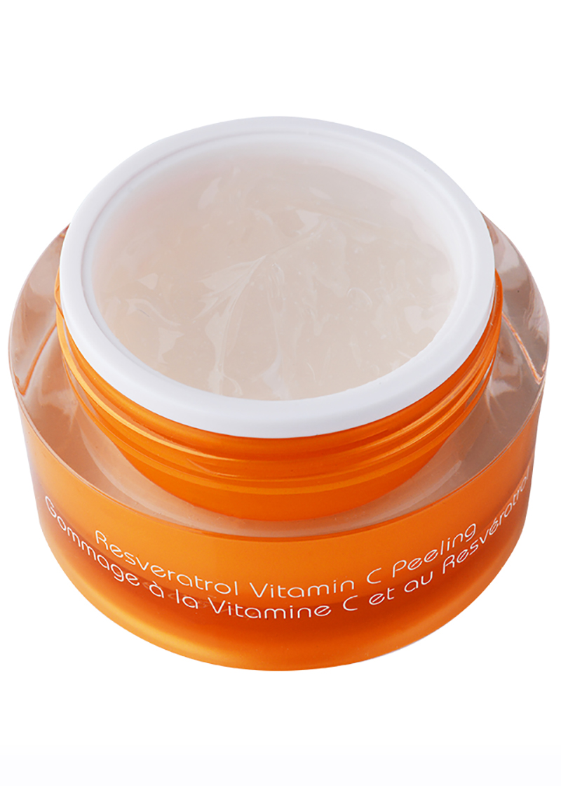 Vine Vera Resveratrol Vitamin C Peeling with its lid removed