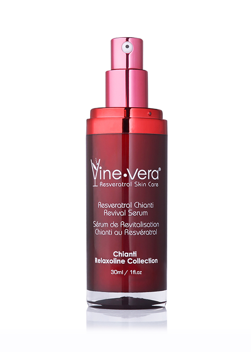 Chianti Revival Serum with removed lid